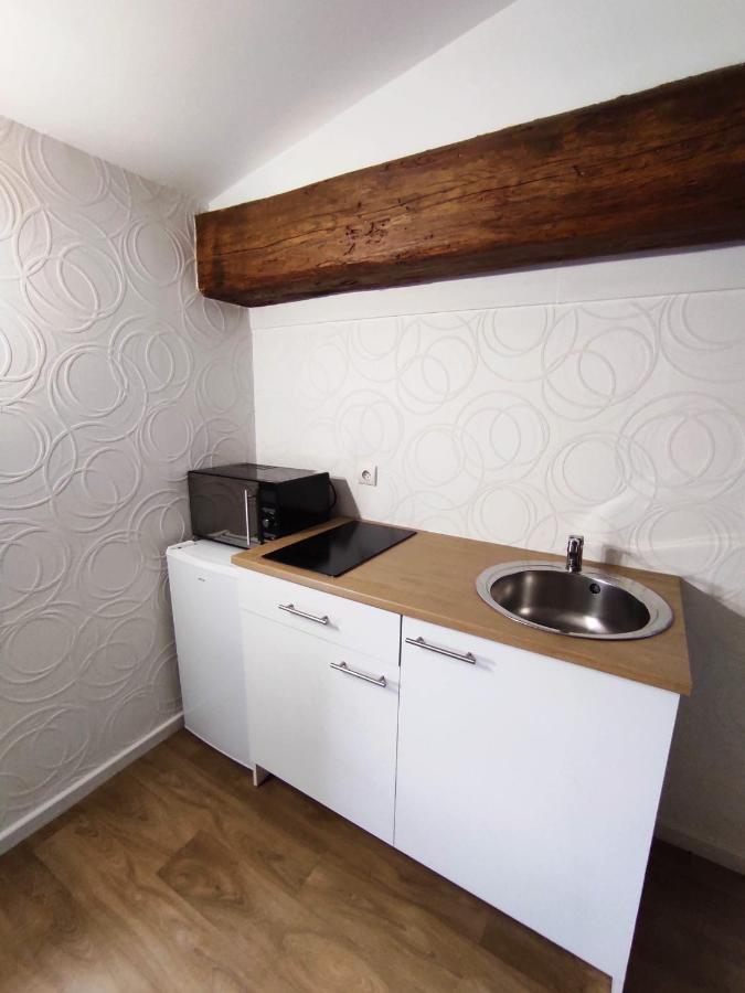 Appartement Oingt - Les Meubles Des Pierres Dorees Theize Exteriör bild